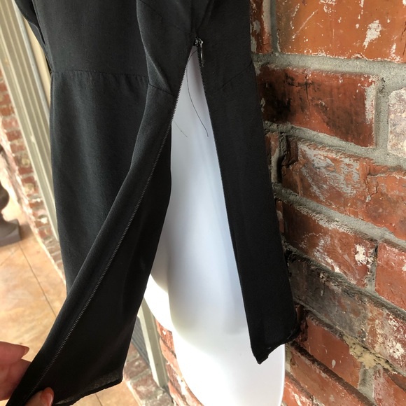 Kenneth Cole sleeveless black blouse size 8 - Picture 4 of 7